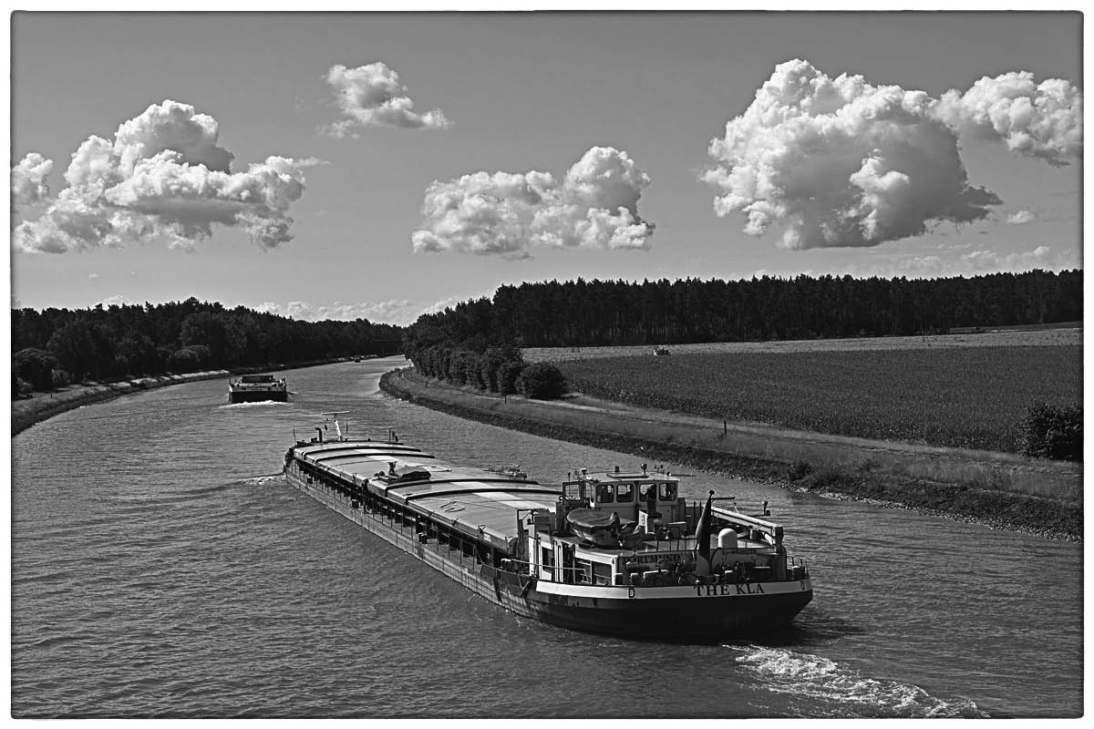 Thekla_BW.jpg