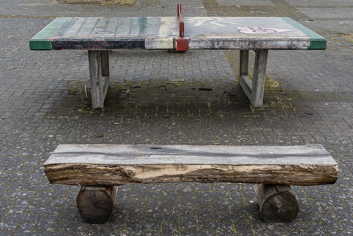 Tischtennisbank (1 von 1).JPG