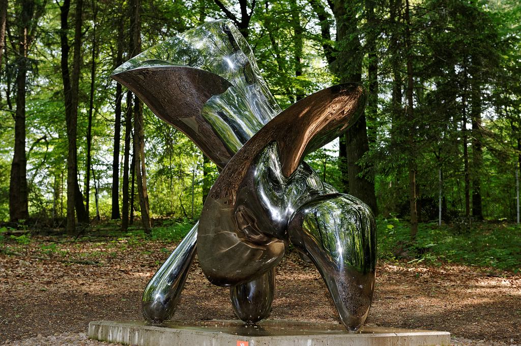 Tony Cragg20110430  Skulpturenpark Waldfrieden Wpt  0058 DxO