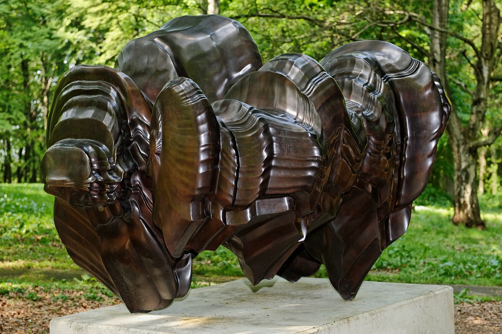 Tony Cragg20110430  Skulpturenpark Waldfrieden Wpt  0092 DxO