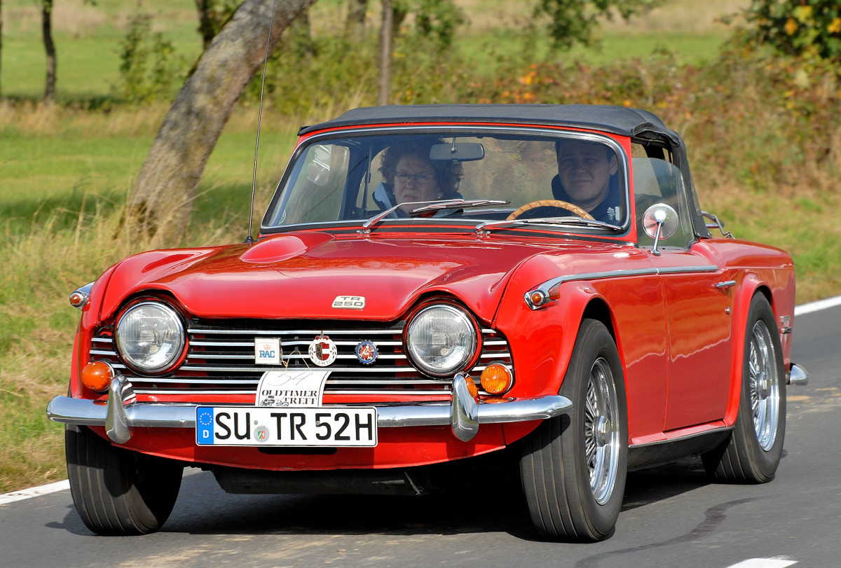 TriumphTR250.JPG