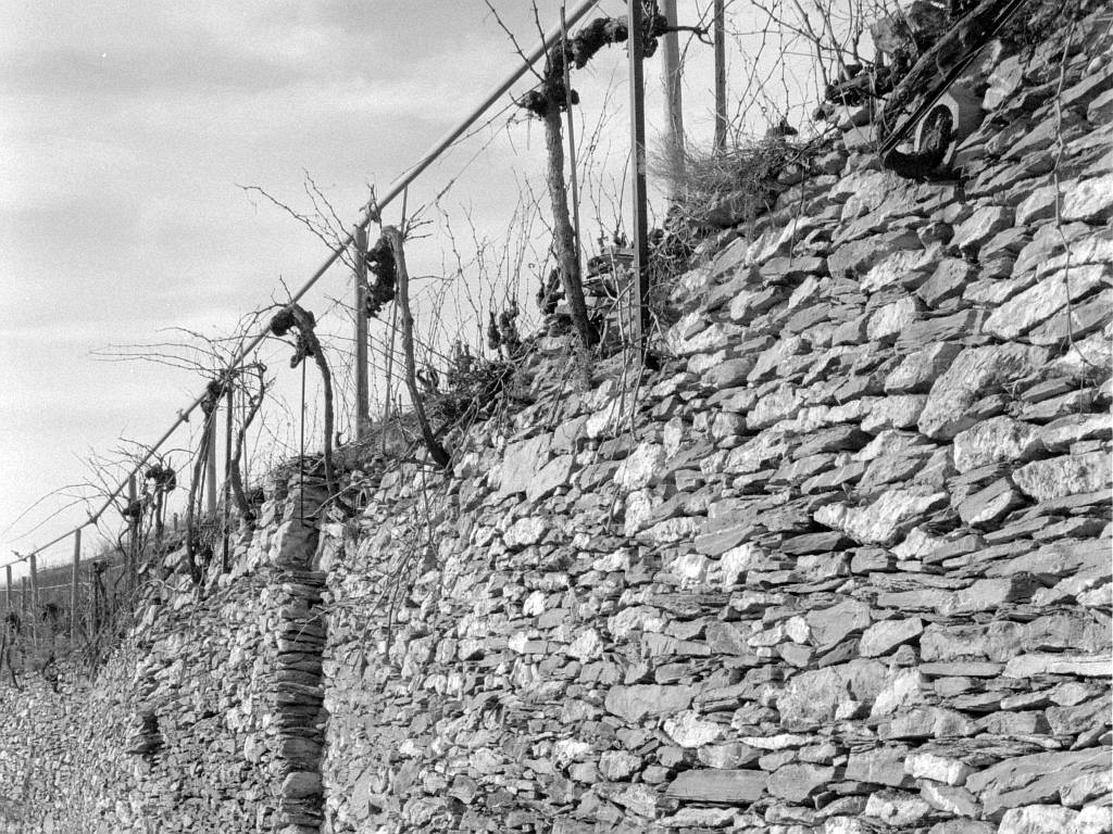 Trockensteinmauer