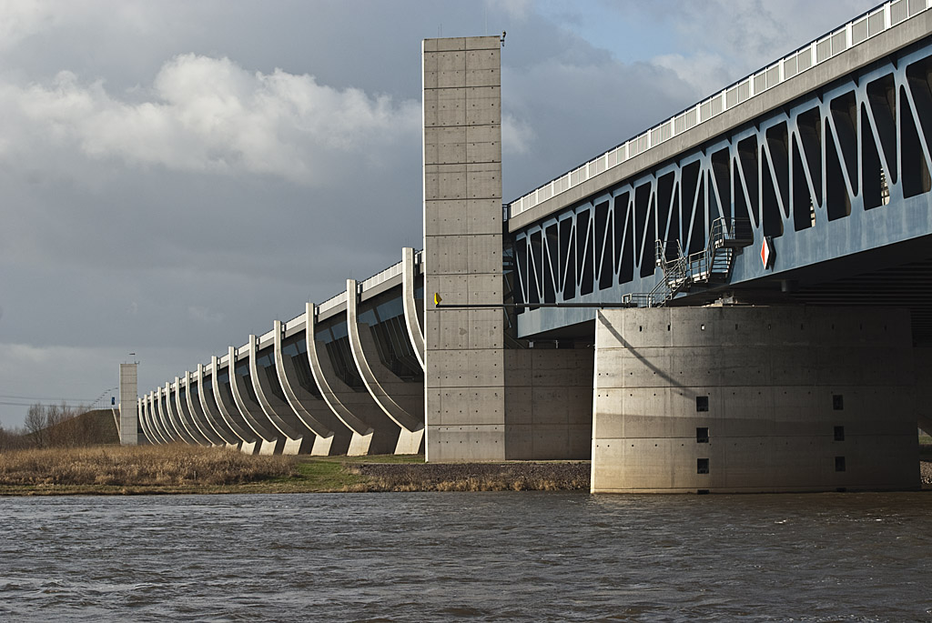 Trogbrücke 1 Wasserstrassenkreuz bei Magdeburg