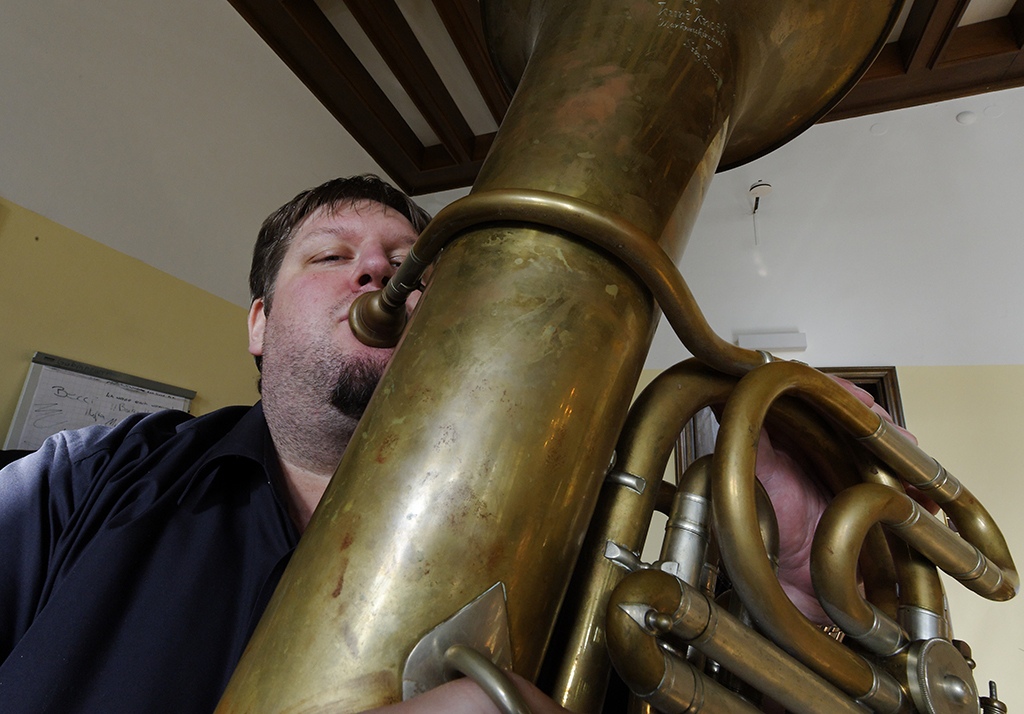 Tuba