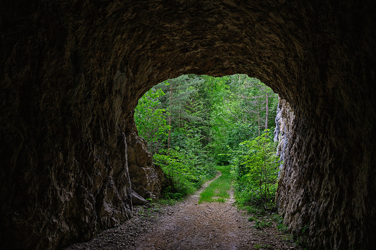 Tunnel.jpg