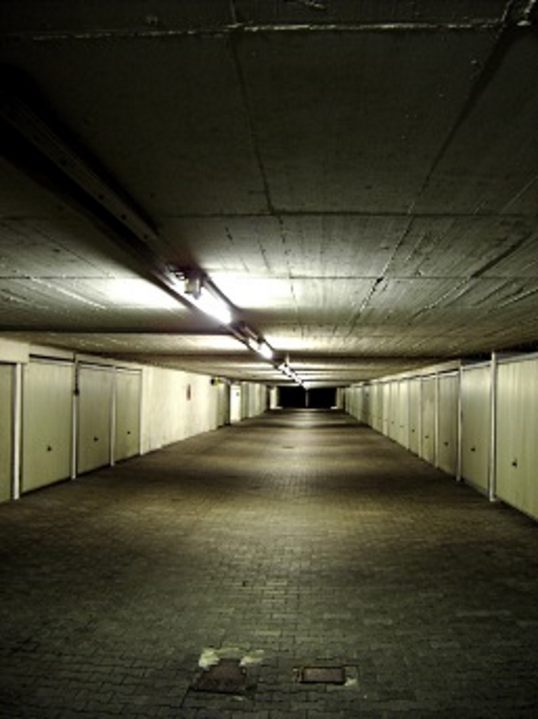 Tunnelblick erzeugt Alpträume
D200, ISO 100, 1/3 Sek.,