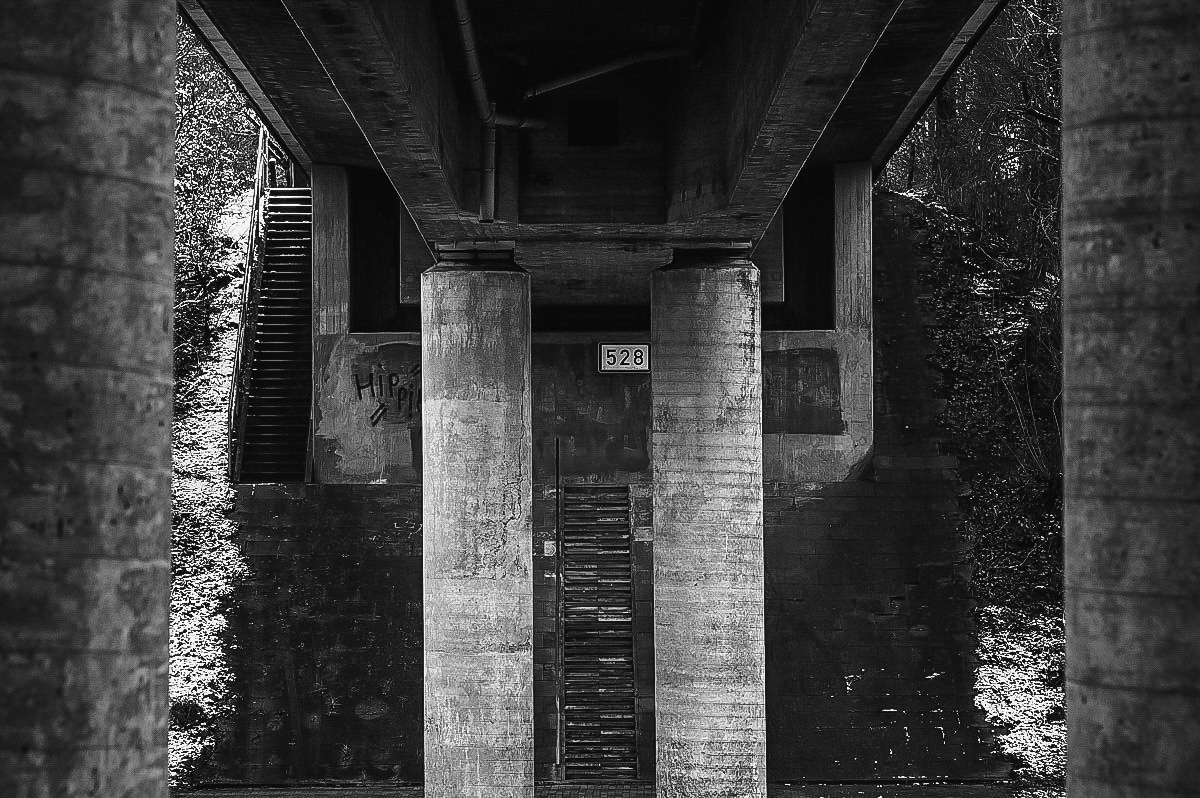 Unter der Brücke (1 von 1).JPG