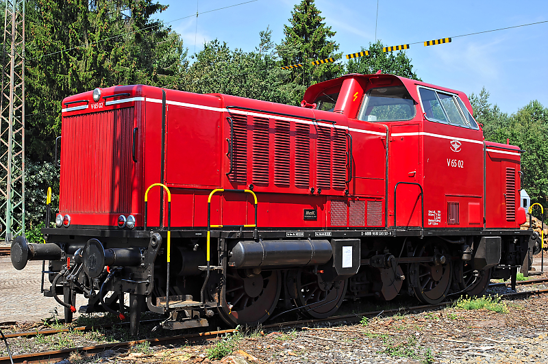 V 65 02.jpg