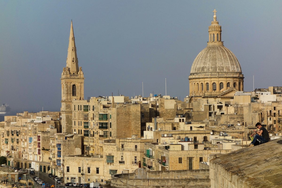 Valetta Kirchenansicht.jpg