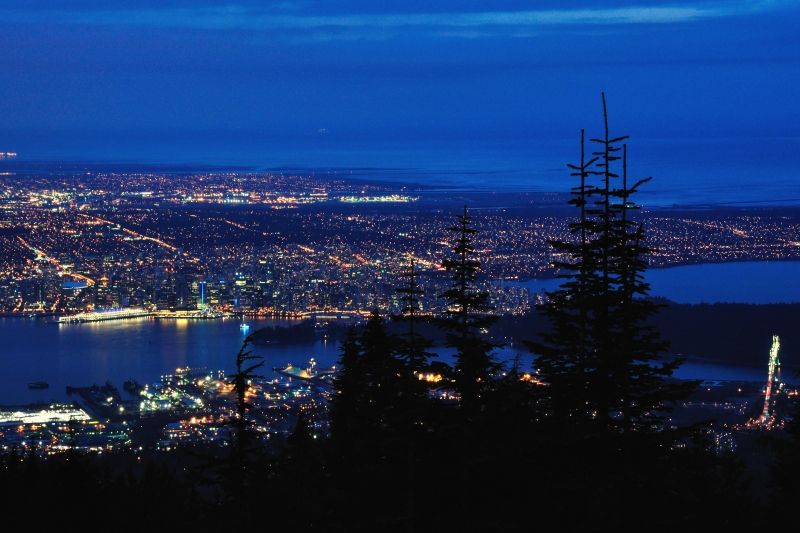 Vancouver bei Dämmerung von Gouse Mountain