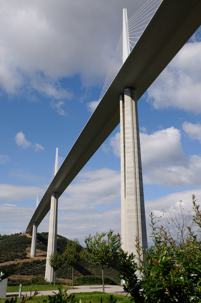 Viaduc de Millau, France
Architekt Sir Norman Foster
erbaut 2001 bis 2004 durch die Groupe Eiffage
DSD 5729