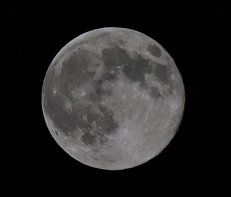 Vollmond_Zfc_50-250.jpg