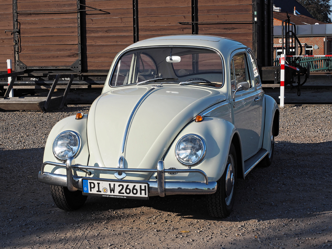 VW Käfer 1300 b.jpg