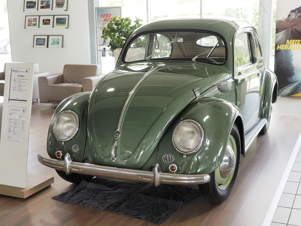 VW Käfer Brezelfenster Front.jpg