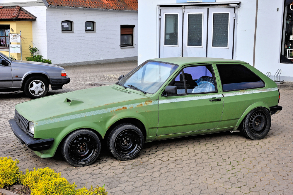 VW Polo 3-Achs 1.jpg