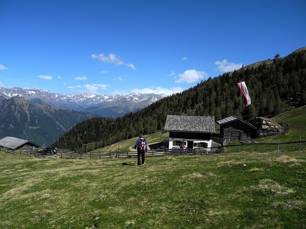 Wanderweg vom Hirzer zur Mahdalm