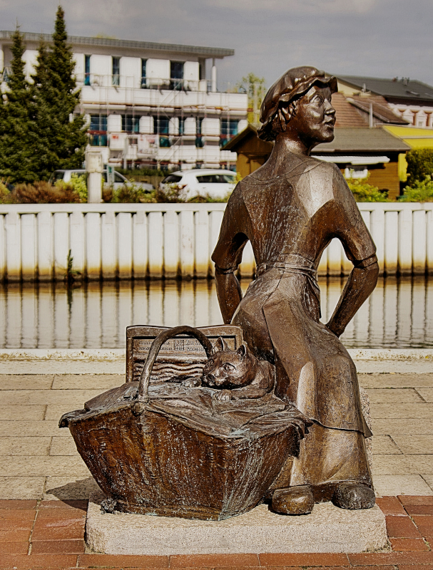 Wartende Fischersfrau.jpg