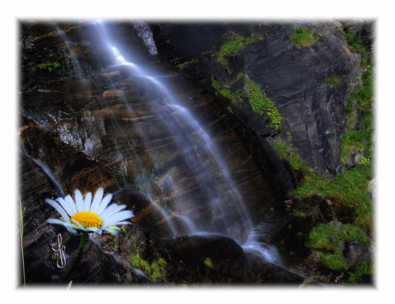 Wasserfall im Pöllertal