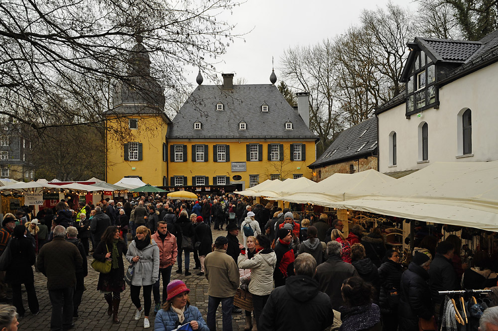 Weihnachtsmarkt Schloss Lüntenbeck 2015 7006734Kx