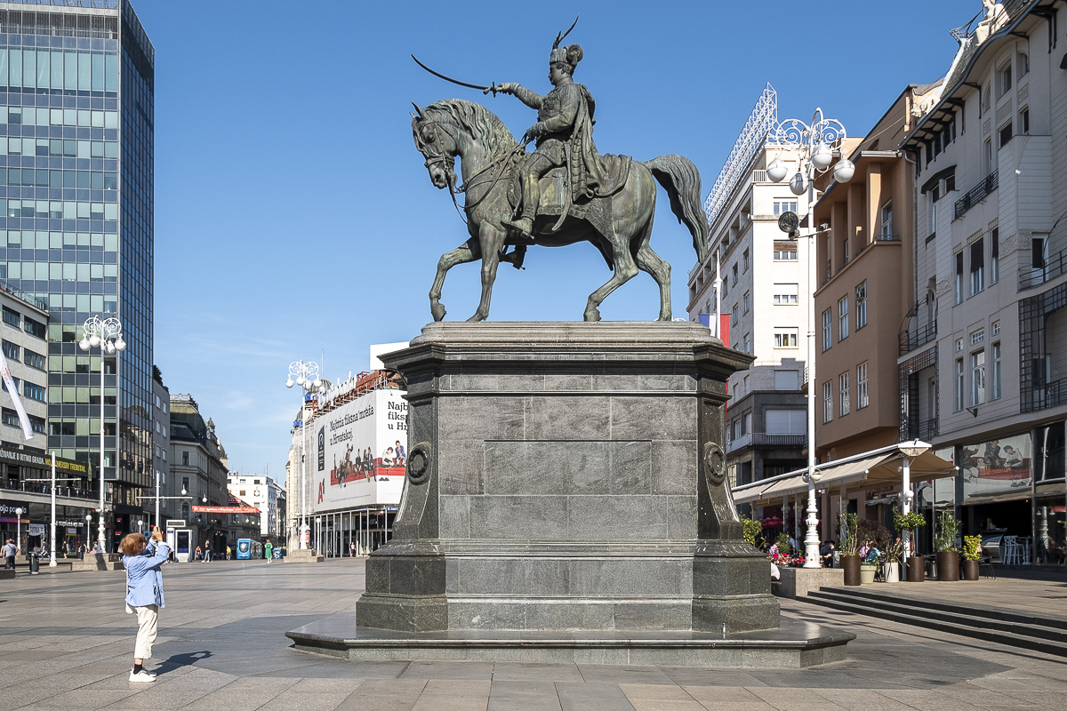 Zagreb Ban Jelacic.jpg