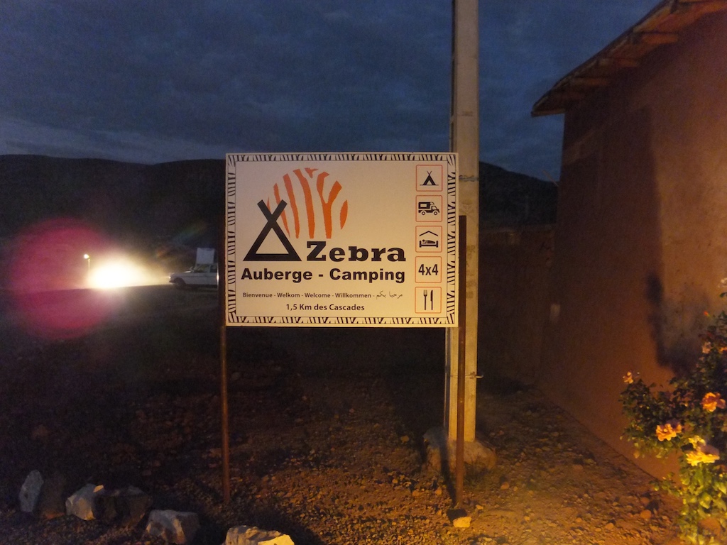Zebra Camping Schild