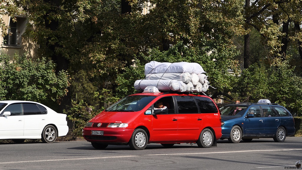 s239_Bishkek_Taxi_1185.jpg