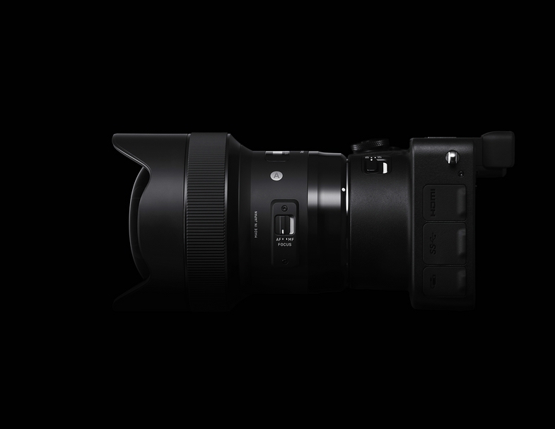 k_Design2_14mm_F18_DG_HSM_Art.jpg