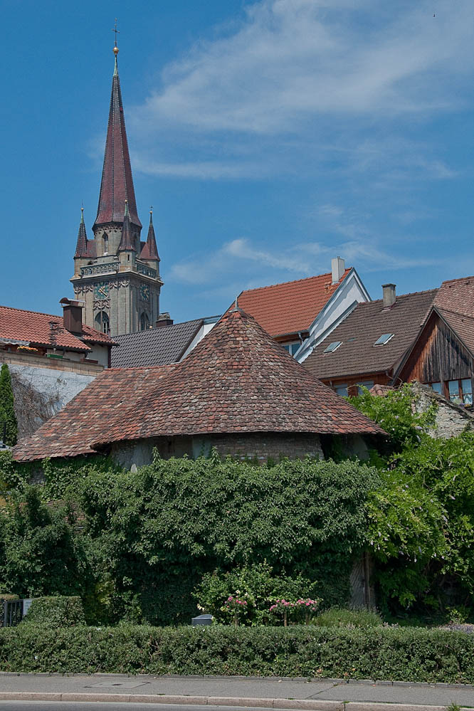 mehrpersonenkirche.jpg