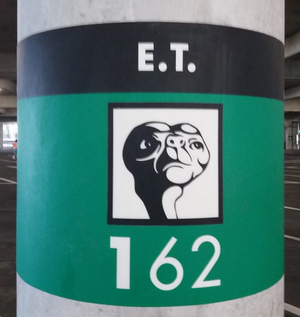 ET.jpg