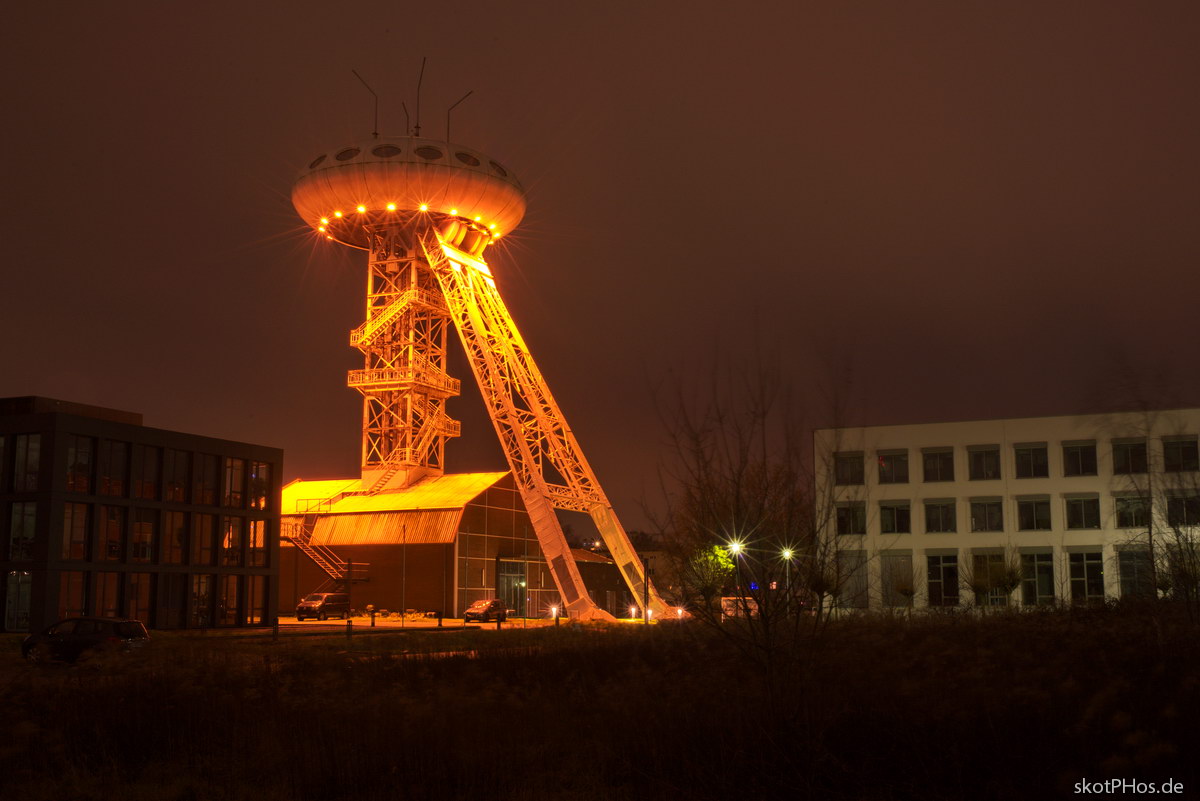 skotPhos.de_L%C3%BCntec-Tower-B_DE.JPG