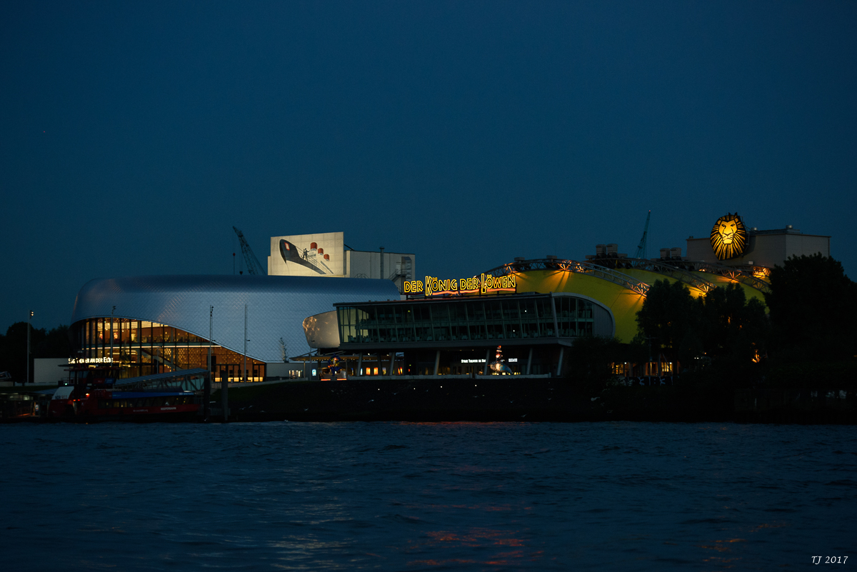 Barkassenfahrt-183.jpg