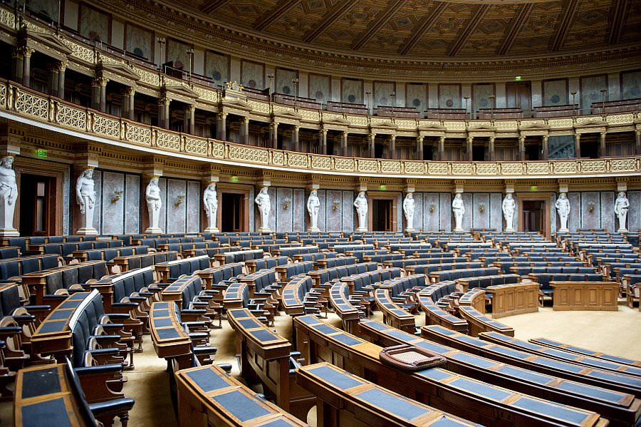 parlament14_11.jpg