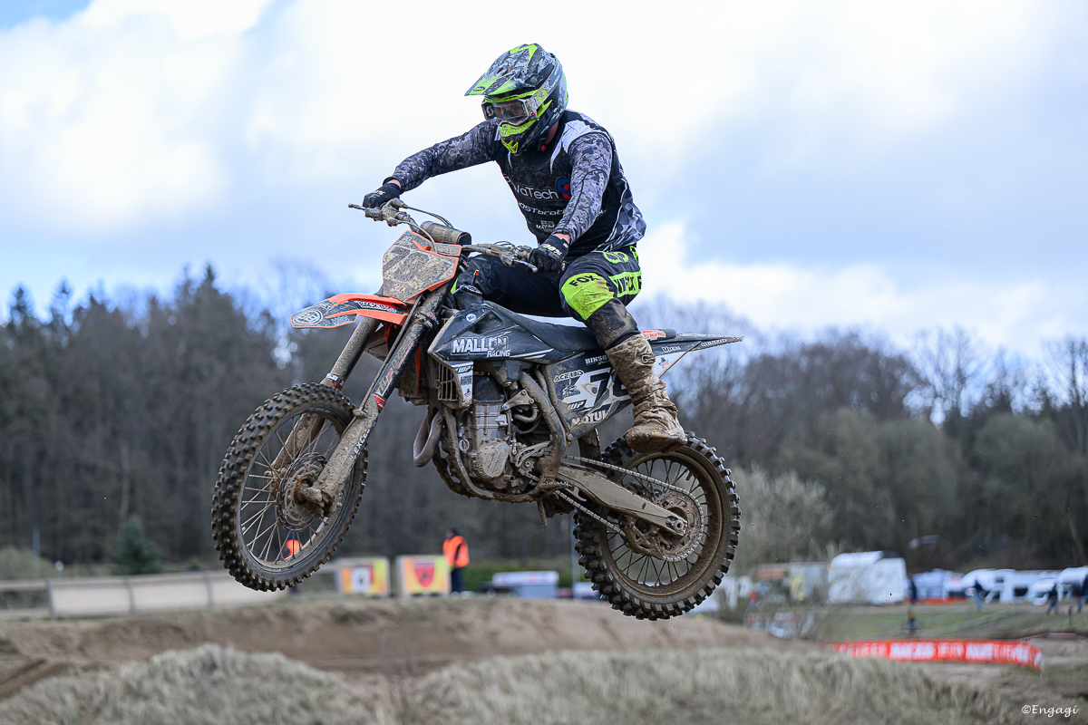 DSC_1093-2.jpg