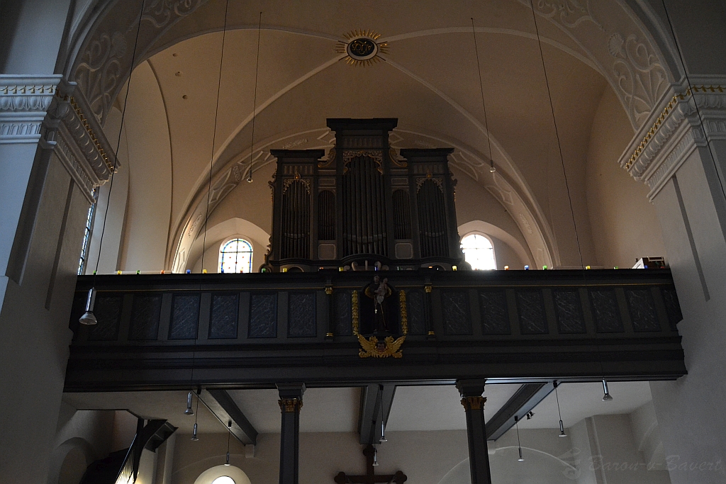 15157461385_0e4f7d05b6_b.jpg