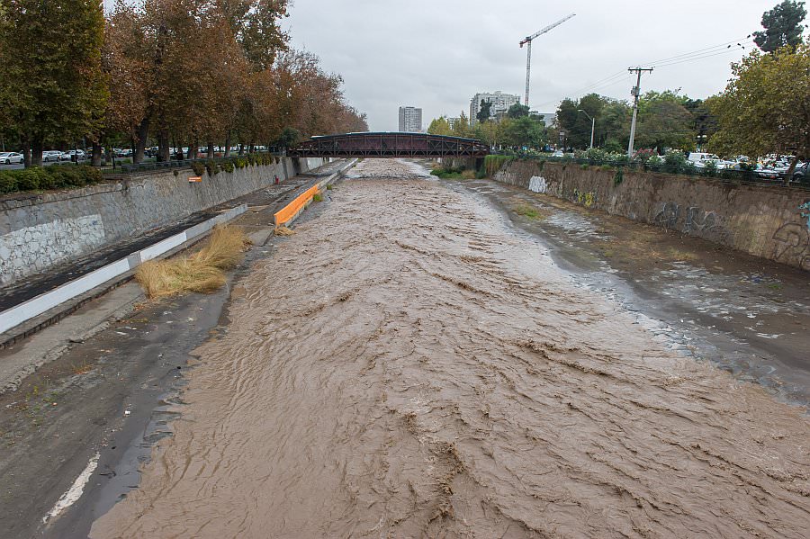 santiago16_80.jpg
