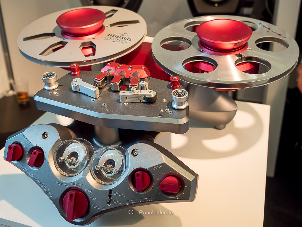 future-design-taperecorder-PEN06109.jpg