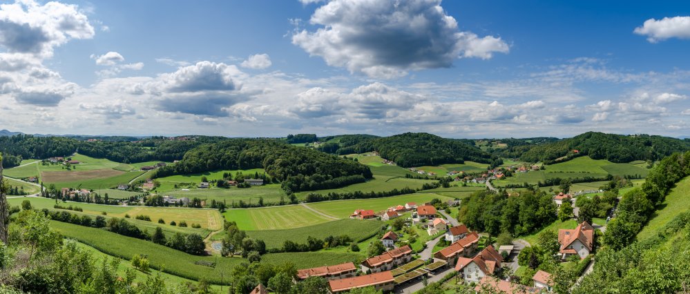 190814_131616-Pano.jpg