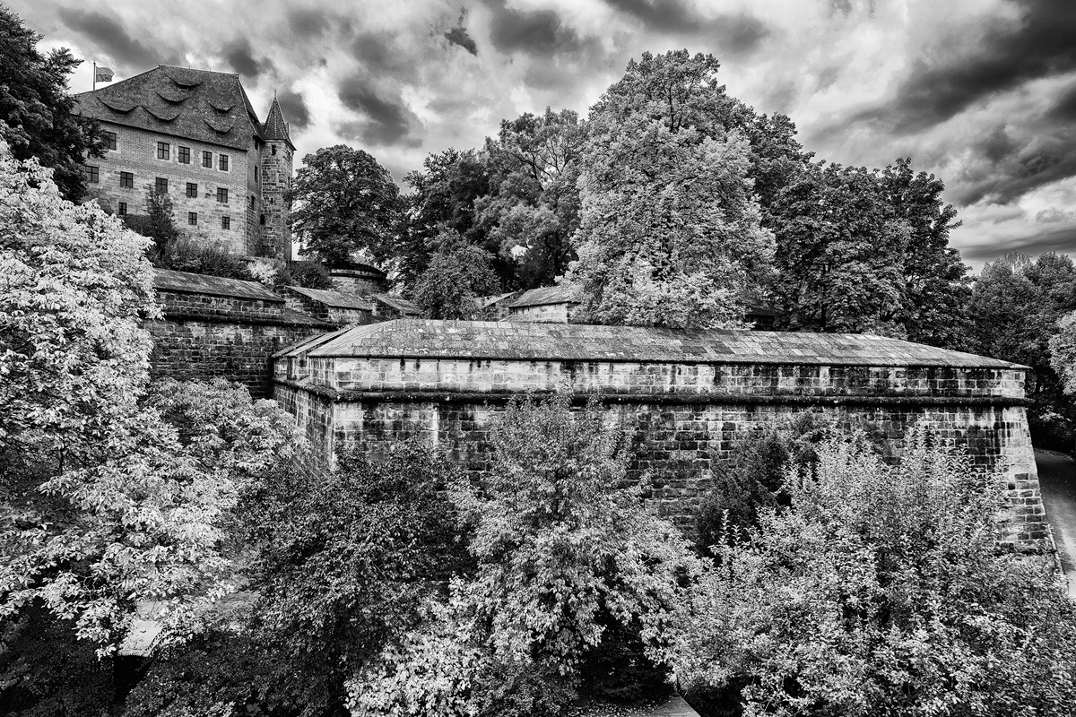 Burggraben2sw.jpg