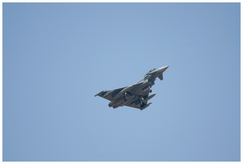 Eurofighter001.jpg
