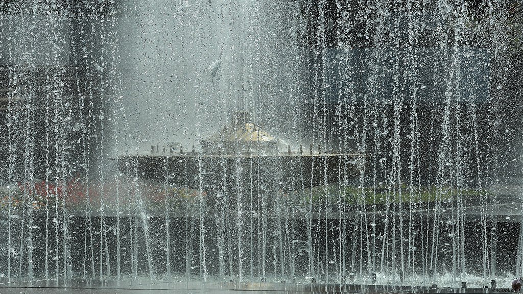 s157_Bishkek_Brunnen_5853.jpg