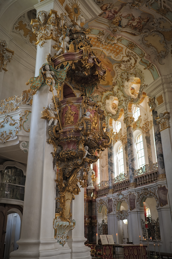 D85_1548-web.jpg