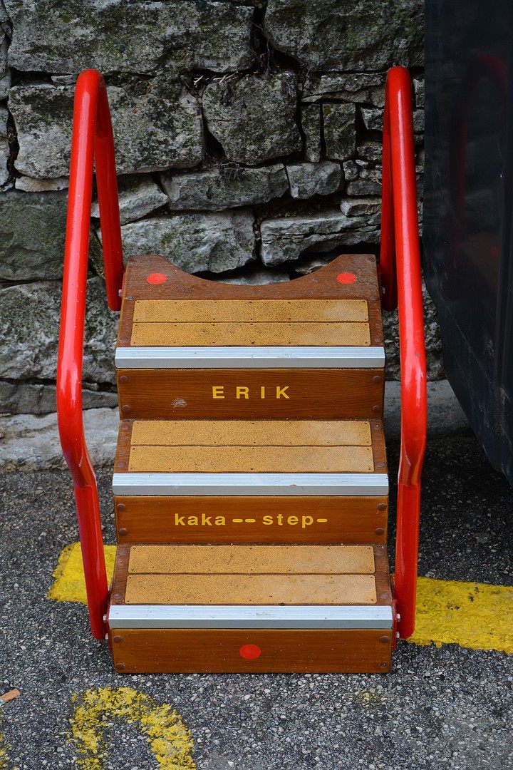 kaka-step.jpg